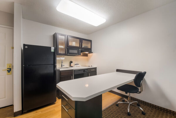 Corporate housing Chattanooga kitchen